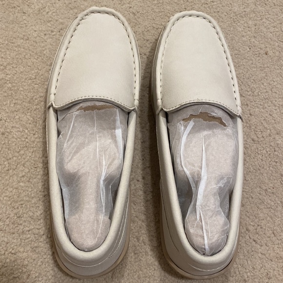 NIB MySlippers 10 Beach Beige Moccasins - Picture 3 of 11